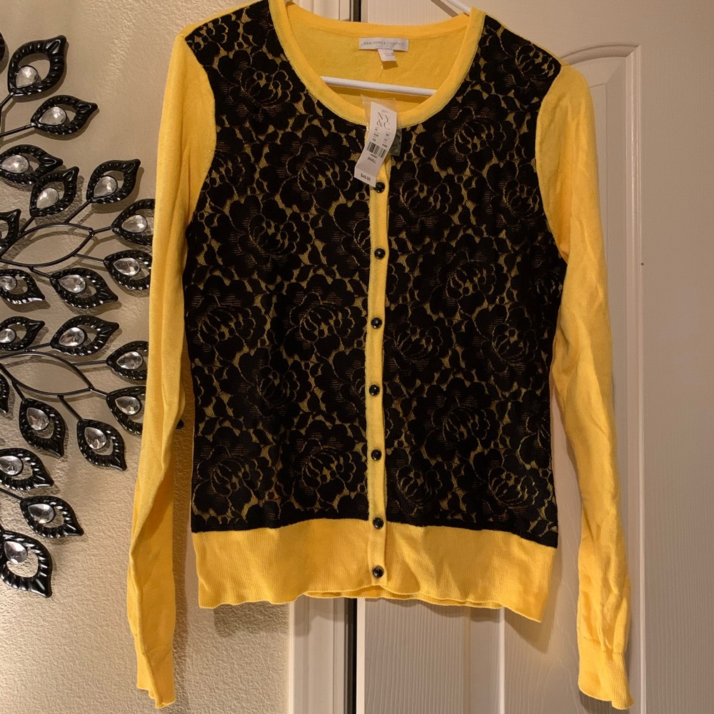 NWT! NY&CO Lace Cardigan